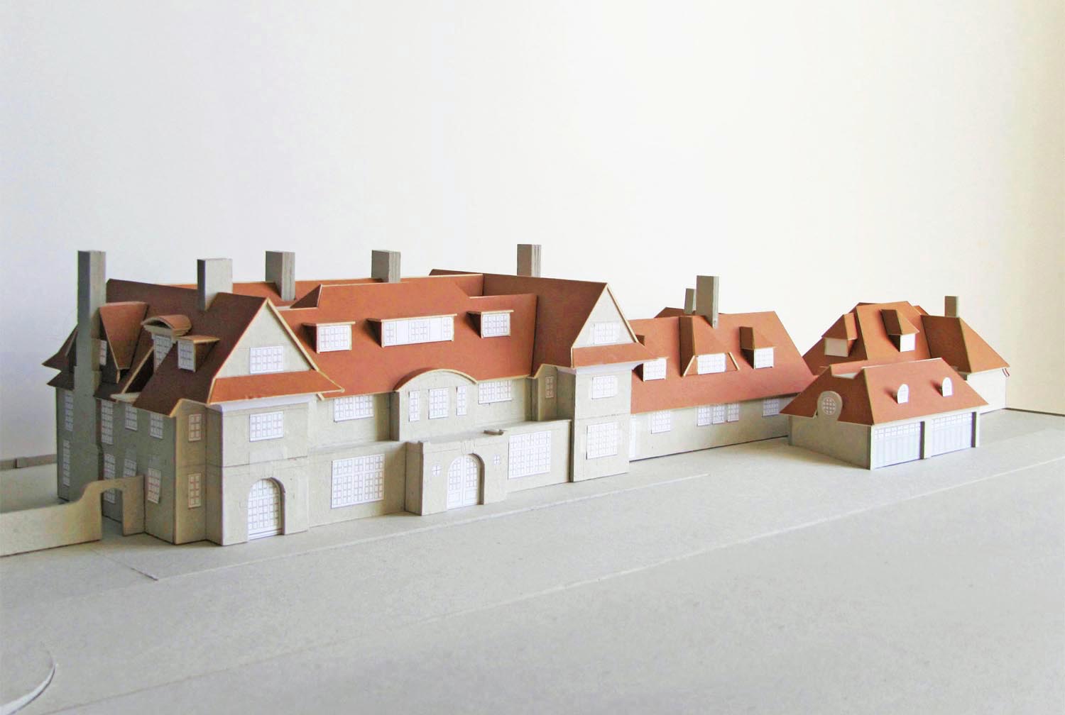Arts and Craft Model